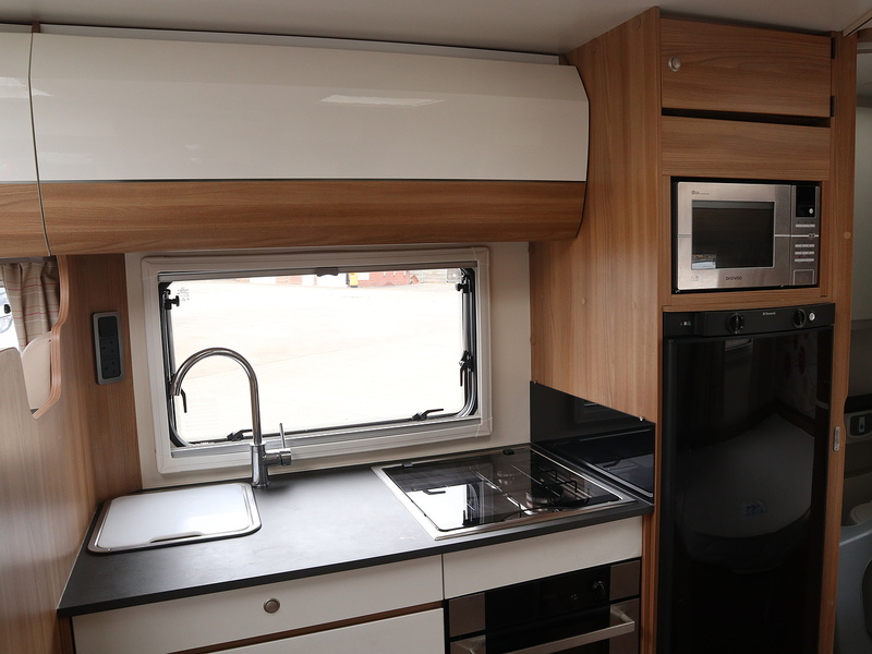 Bailey Autograph 75-4 2017 Motorhome - Large 12