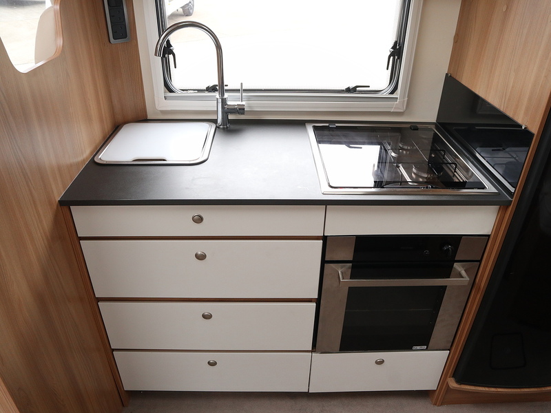 Bailey Autograph 75-4 2017 Motorhome - Large 13