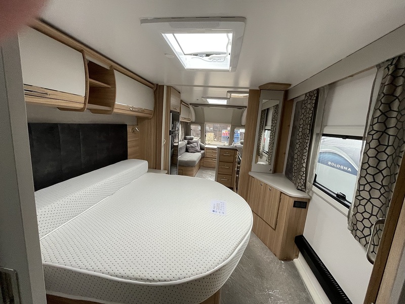 Bailey Alicanto Grande Evora 2024 Caravan - Large 13