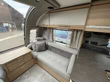 Bailey Alicanto Grande Evora 2024 Caravan14