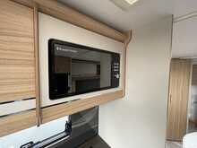 Bailey Alicanto Grande Evora 2024 Caravan22