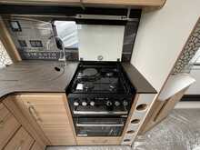 Bailey Alicanto Grande Evora 2024 Caravan5