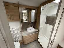 Bailey Alicanto Grande Evora 2024 Caravan10