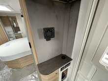 Bailey Alicanto Grande Evora 2024 Caravan19