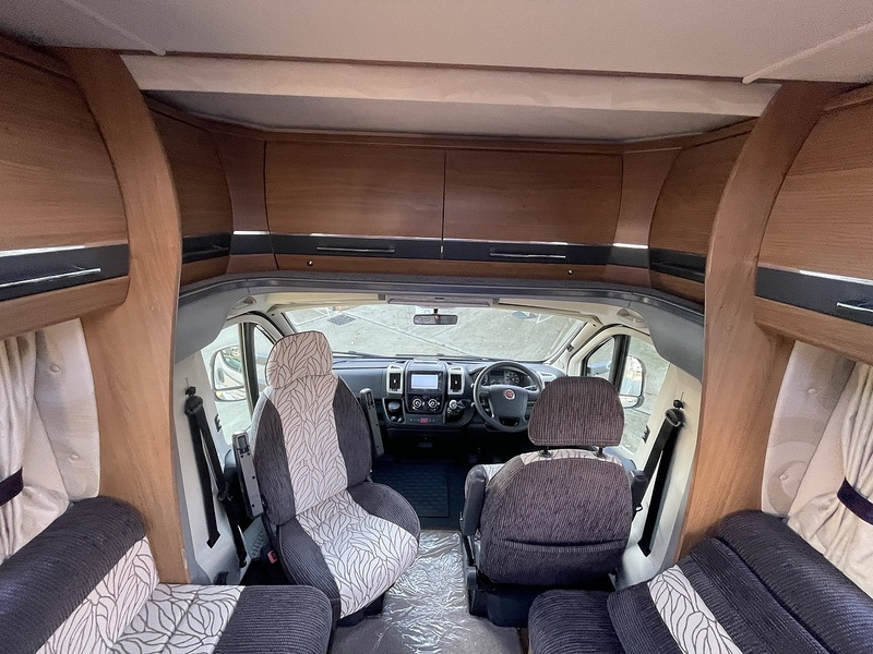 Autotrail Frontier Navajo 2012 Motorhome - Large 23