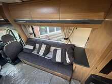Autotrail Frontier Navajo 2012 Motorhome9