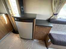 Autotrail Frontier Navajo 2012 Motorhome11