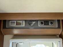 Autotrail Frontier Navajo 2012 Motorhome20