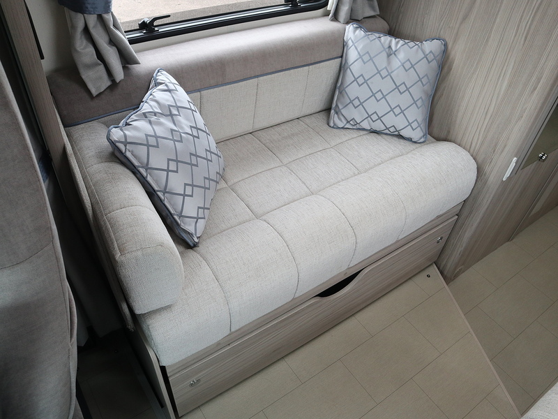 Elddis Autoquest 150 2022 Motorhome - Large 9