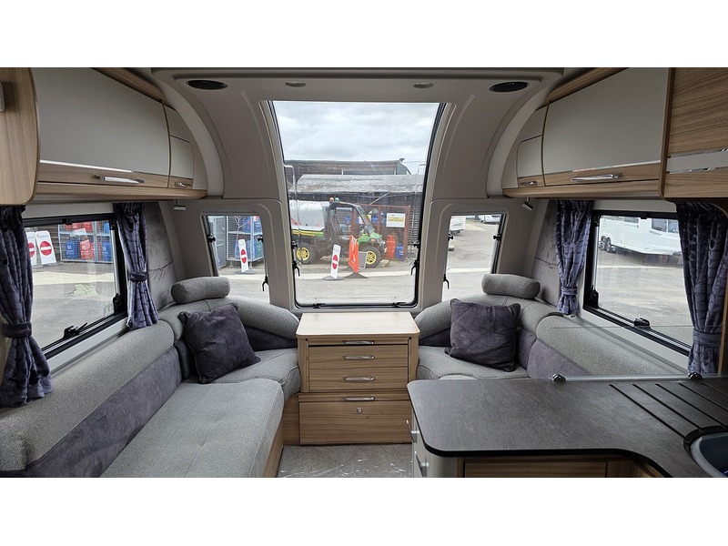 Bailey Alicanto Evora 2023 Caravan - Large 3