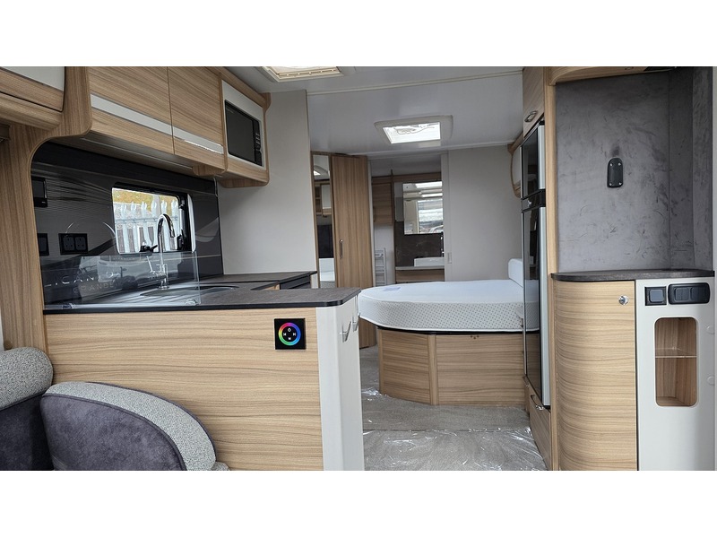 Bailey Alicanto Evora 2023 Caravan - Large 6