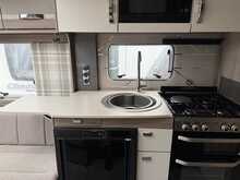 Swift Challenger 560 SE 2024 Caravan10