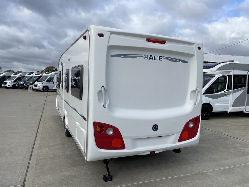 Ace Award Firestar 2008 Caravan - Large 1