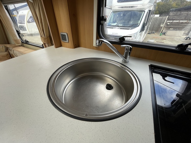 Ace Award Firestar 2008 Caravan - Large 6