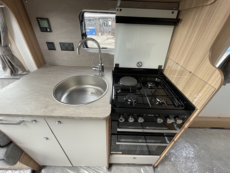 Bailey Pegasus Grande GT75 Brindisi 2024 Caravan - Large 5