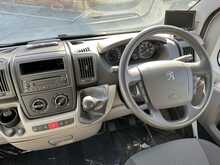 Compass Avantgarde 120 2007 Motorhome8