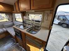 Compass Avantgarde 120 2007 Motorhome4