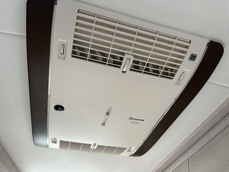 Autosleeper Warwick Duo MQ 2020 Campervan - Large 11