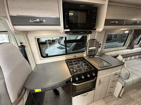 Autosleeper Warwick Duo Campervan - U2461
