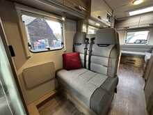 Swift Distinction 644 2016 Motorhome3