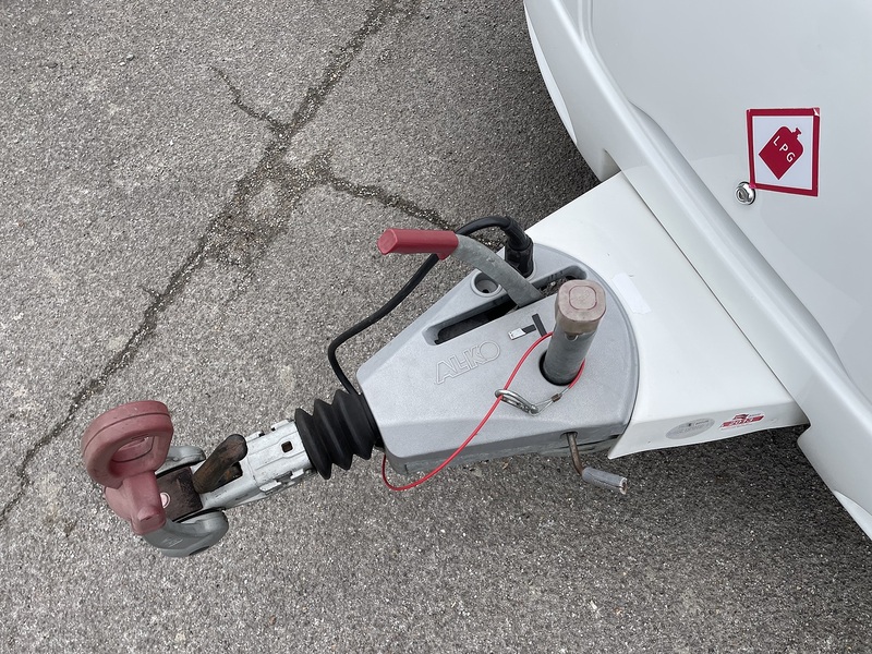 Lunar Ariva 2011 Caravan - Large 1