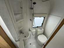 Lunar Ariva 2011 Caravan13