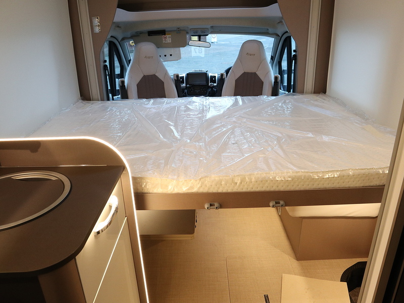 Burstner Lyseo TD Harmony 594  Motorhome - Large 18