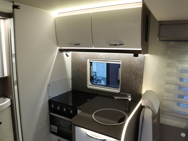 Burstner Lyseo TD Harmony 594  Motorhome - Large 24