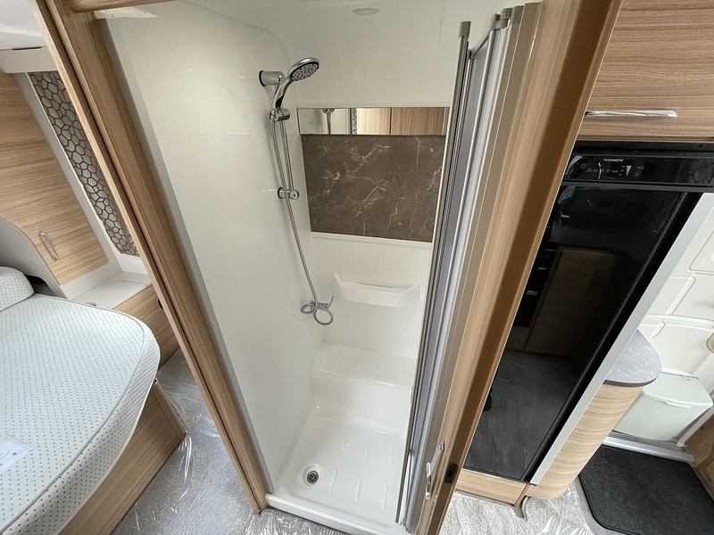 Bailey Alicanto Lisbon 2022 Caravan - Large 10