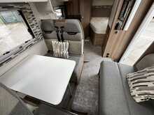 Swift Distinction 664 2017 Motorhome3