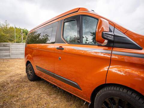Autosleeper Air Campervan - U2469