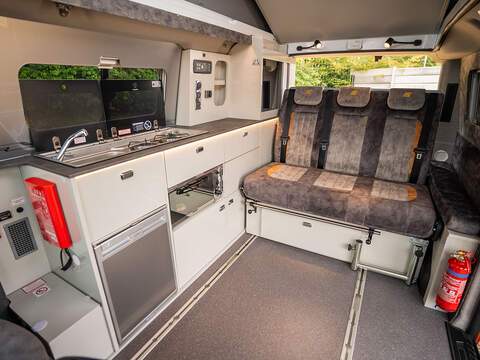 Autosleeper Air Campervan - U2469