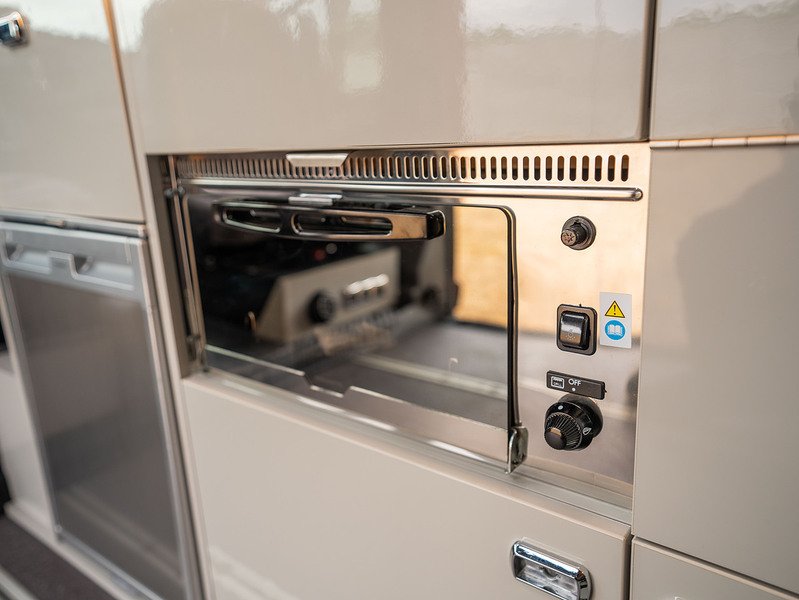 Autosleeper Air Campervan - U2469
