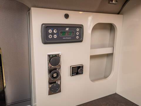 Autosleeper Air Campervan - U2469