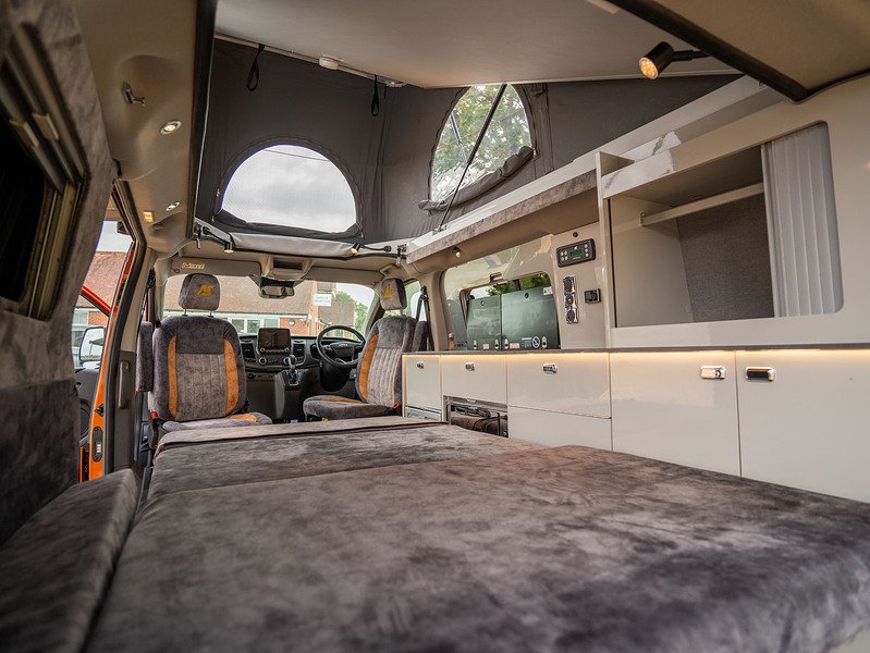 Autosleeper Air Campervan - U2469