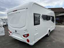 Coachman VIP 460 2023 Caravan1