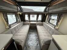 Coachman VIP 460 2023 Caravan3