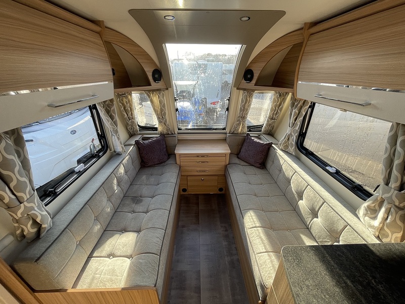 Bailey Phoenix +640 2023 Caravan - Large 3