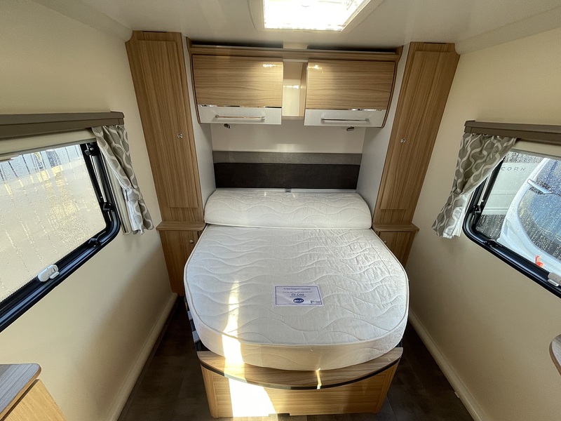 Bailey Phoenix +640 2023 Caravan - Large 15