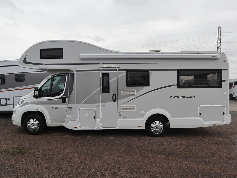 Rollerteam Autoroller 746 2019 Motorhome - Large 4