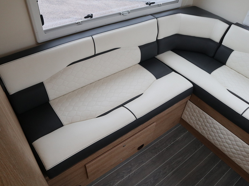 Rollerteam Autoroller 746 2019 Motorhome - Large 15