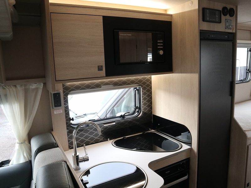 Autotrail F-Line F70 2024 Motorhome - Large 15