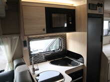 Autotrail F-Line F70 2024 Motorhome15
