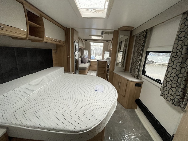 Bailey Alicanto Grande Evora 2023 Caravan - Large 17