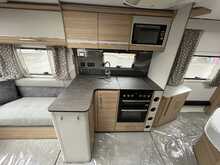 Bailey Alicanto Grande Evora 2023 Caravan6