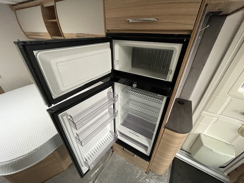 Bailey Alicanto Grande Evora 2023 Caravan - Large 11