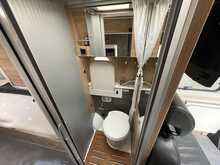 Hymer Yellowstone 2021 Campervan13