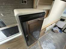 Hymer Yellowstone 2021 Campervan11