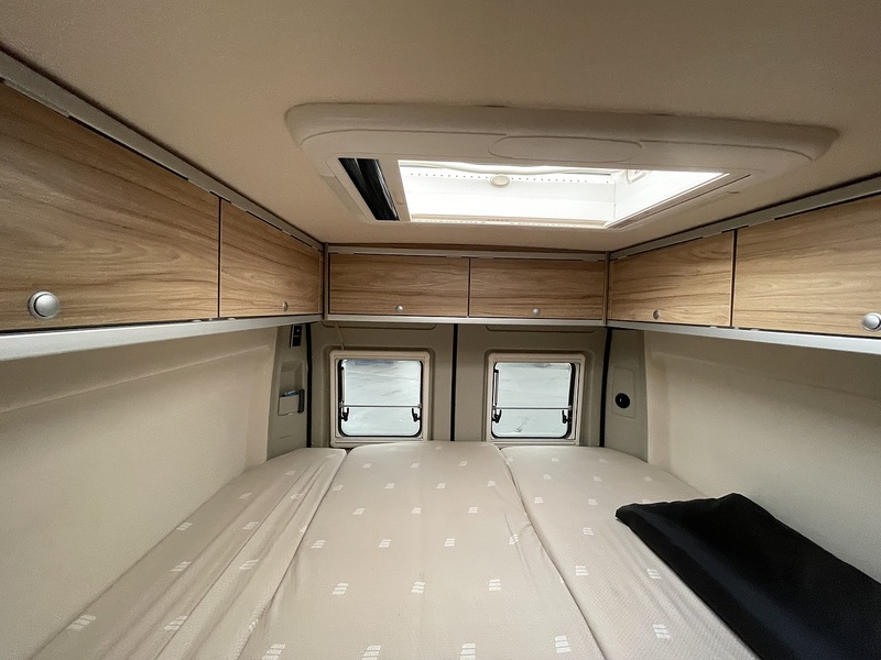 Hymer Yellowstone 2021 Campervan - Large 15