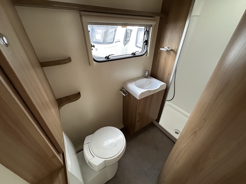 Bailey Pursuit II 530/4 2017 Caravan - Large 6